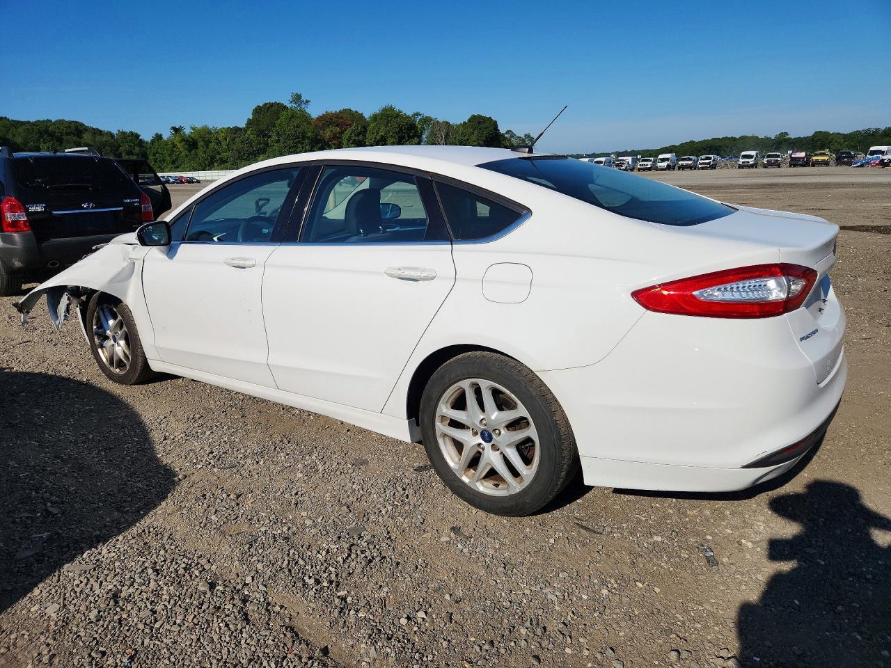 2014 Ford Fusion Se - zdjęcie 2