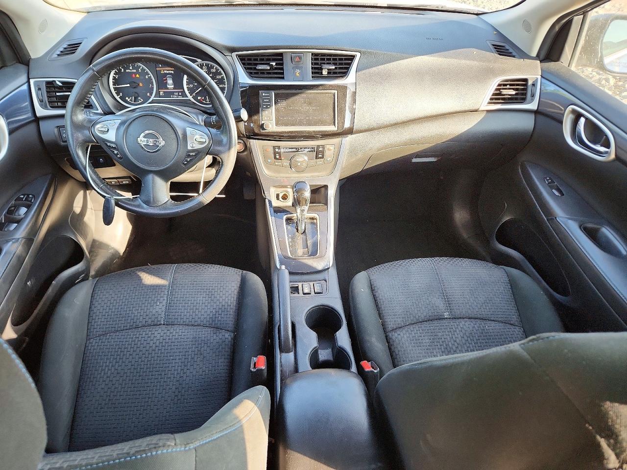2019 Nissan Sentra Sr - zdjęcie 8