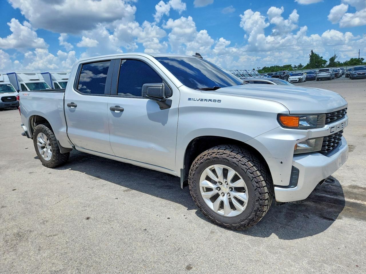 2020 Chevrolet Silverado K1500 Custom - zdjęcie 4