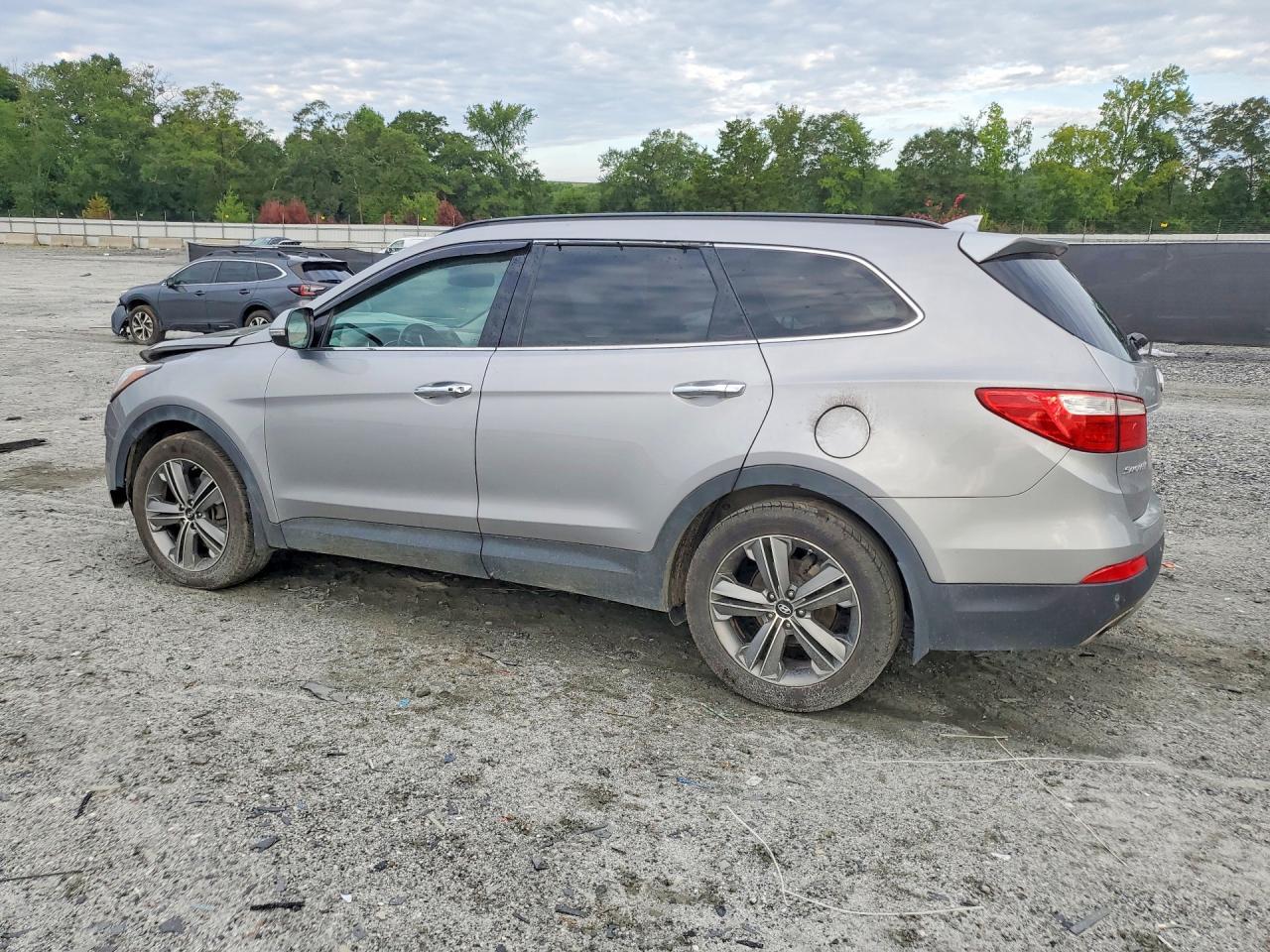 2016 Hyundai Santa Fe Limited - zdjęcie 2