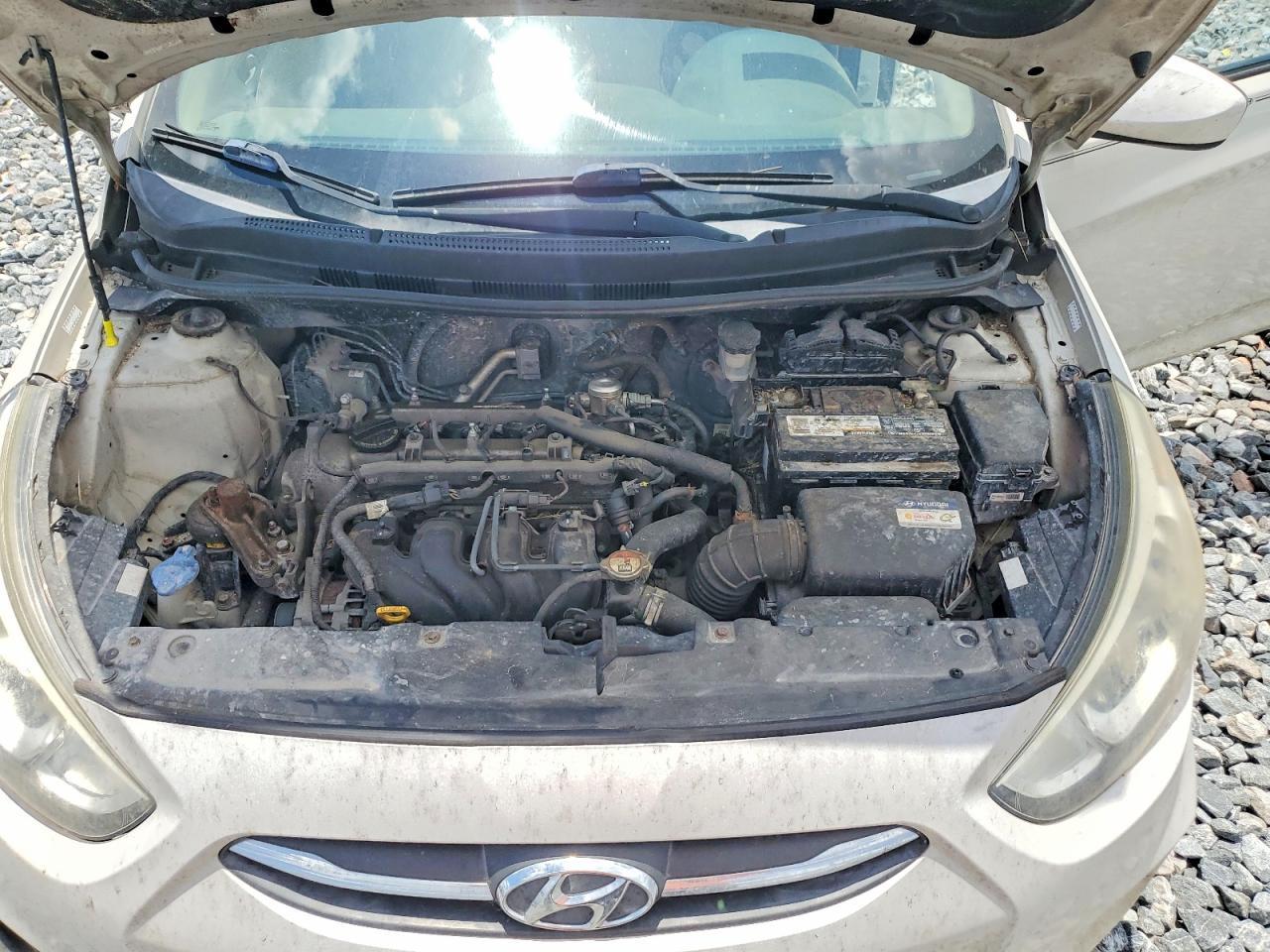 2015 Hyundai Accent Gls - zdjęcie 11