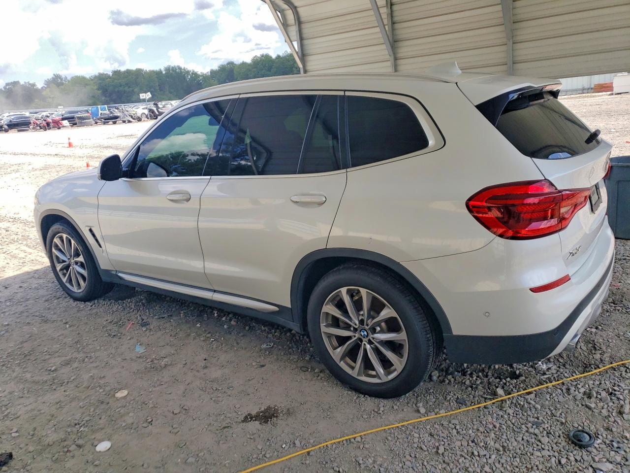 2019 BMW X3 Sdrive30I - zdjęcie 2
