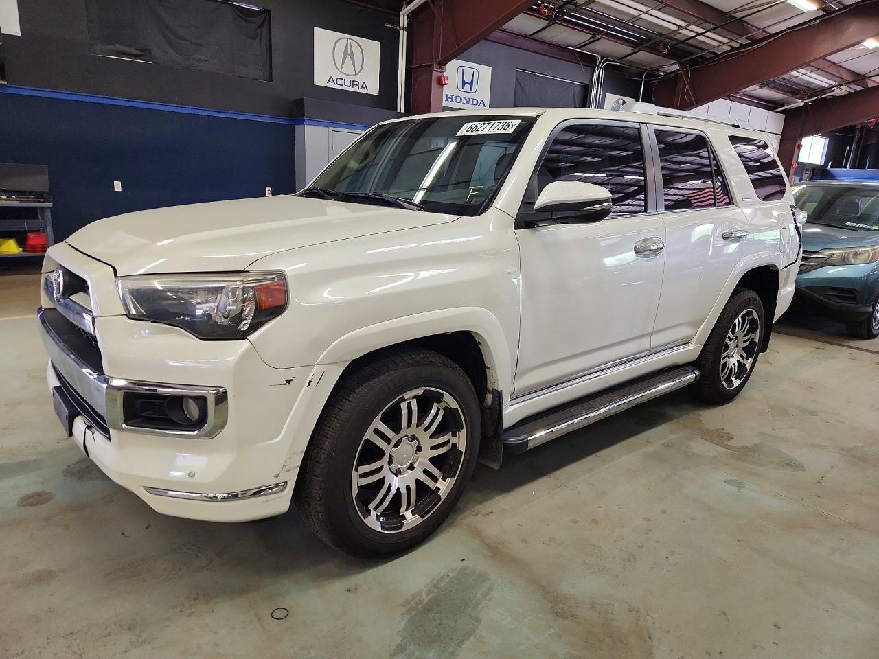 2016 Toyota 4Runner Limited - zdjęcie główne