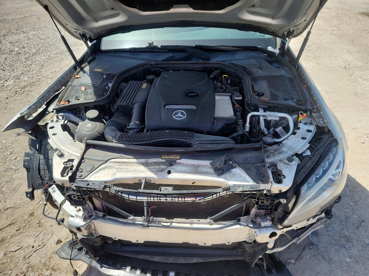 2016 Mercedes-Benz C 300 4Matic - zdjęcie 11