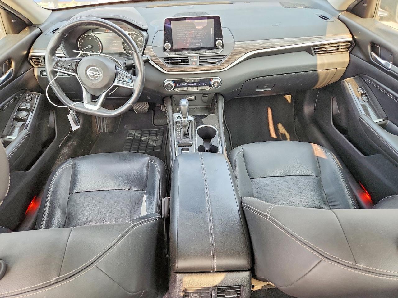 2020 Nissan Altima Sl - zdjęcie 8