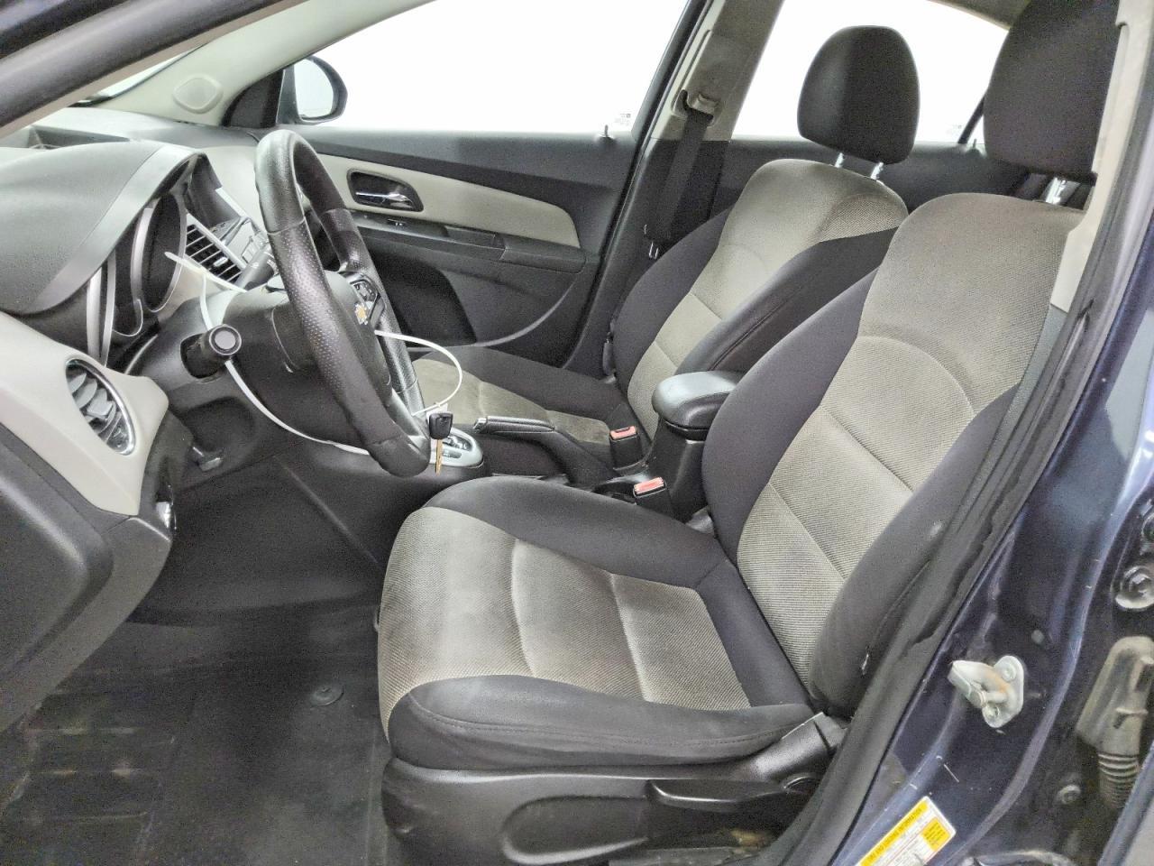2013 Chevrolet Cruze Ls - zdjęcie 7