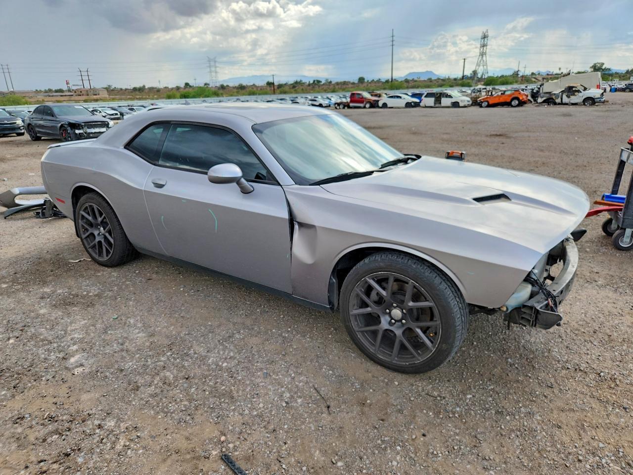 2016 Dodge Challenger R/T - zdjęcie 4