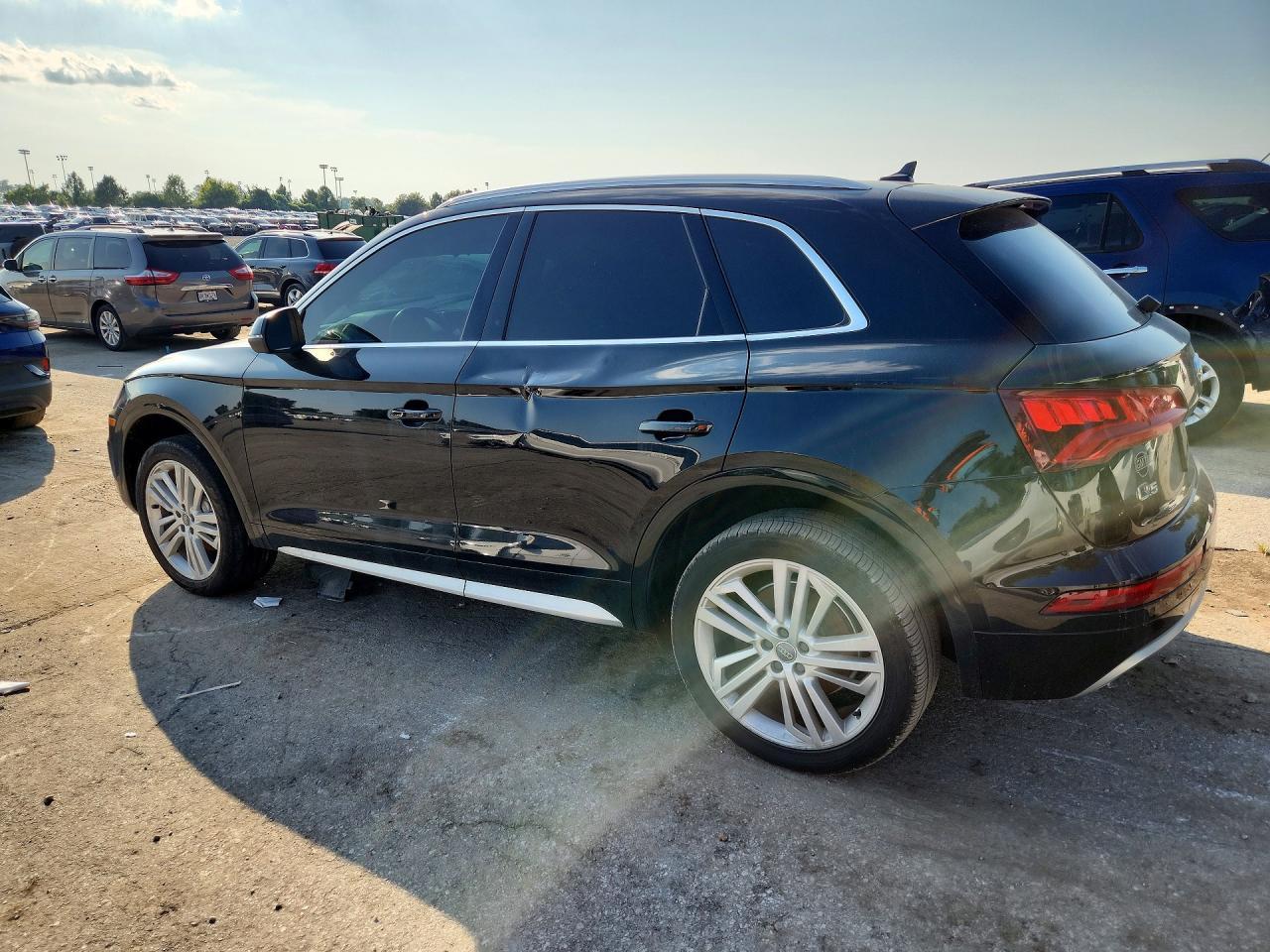 2018 Audi Q5 Premium Plus - zdjęcie 2