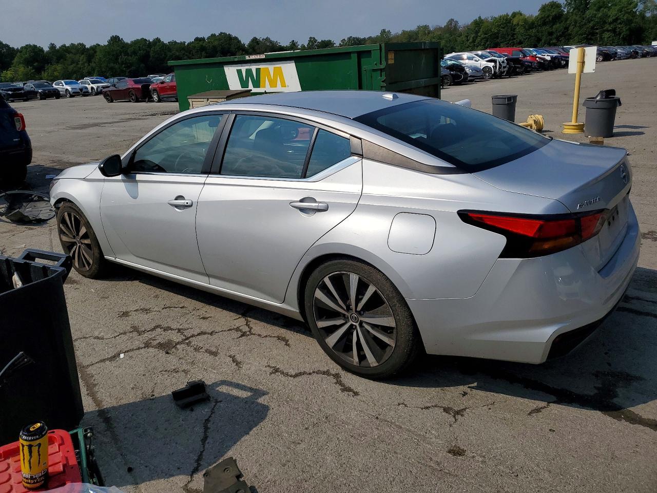 2019 Nissan Altima Sr - zdjęcie 2