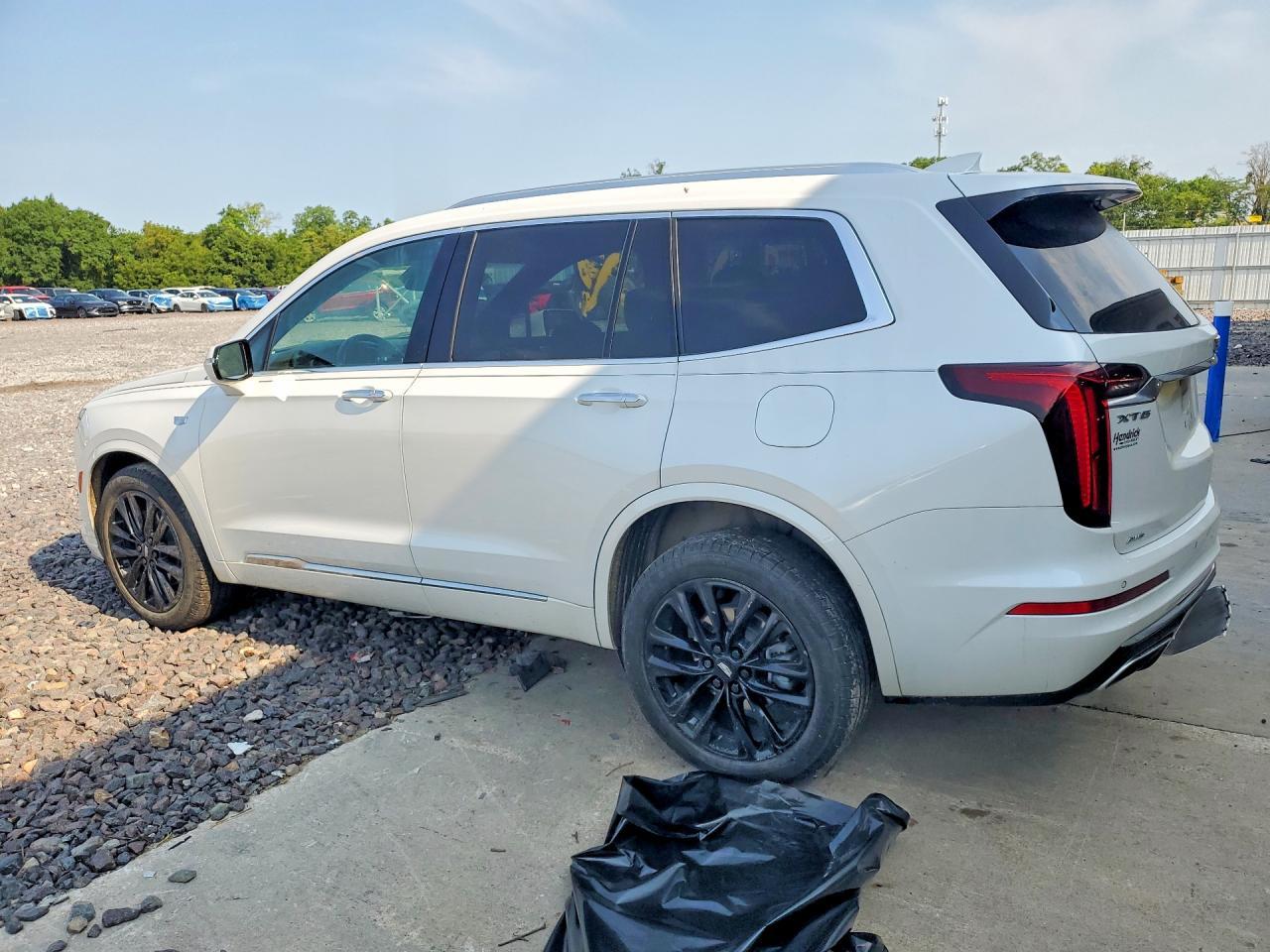 2022 Cadillac Xt6 Premium Luxury - zdjęcie 2