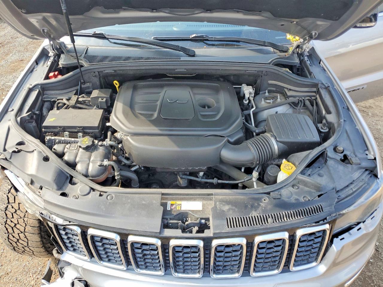 2019 Jeep Grand Cherokee Limited - zdjęcie 12
