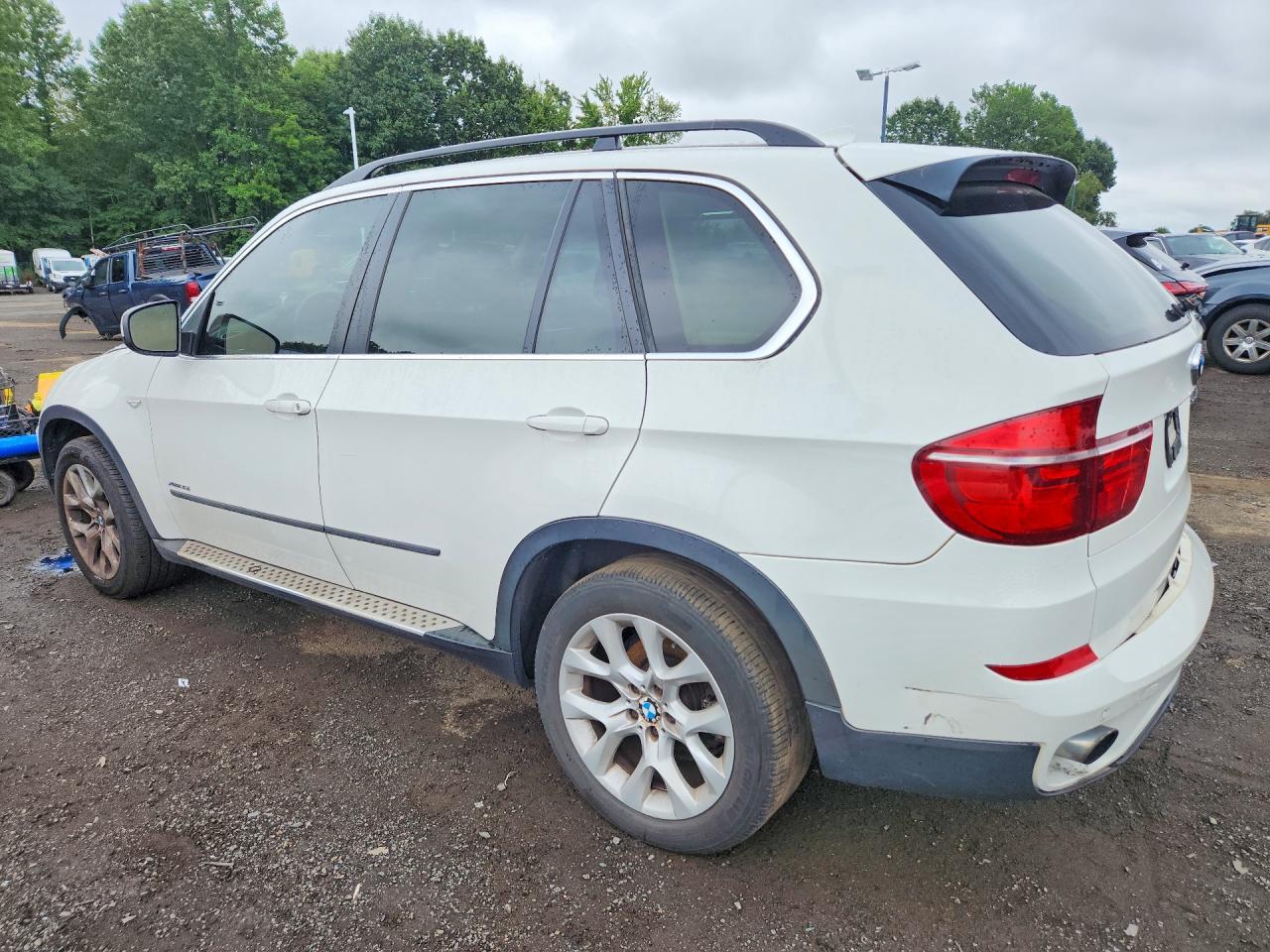 2013 BMW X5 xDrive35I - zdjęcie 2