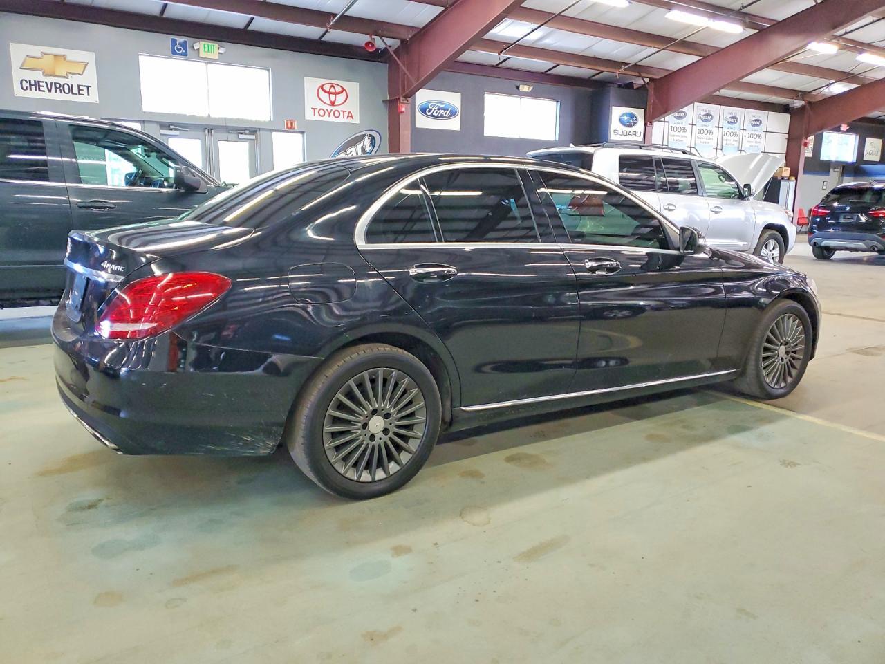 2015 Mercedes-Benz C 300 4Matic - zdjęcie 3