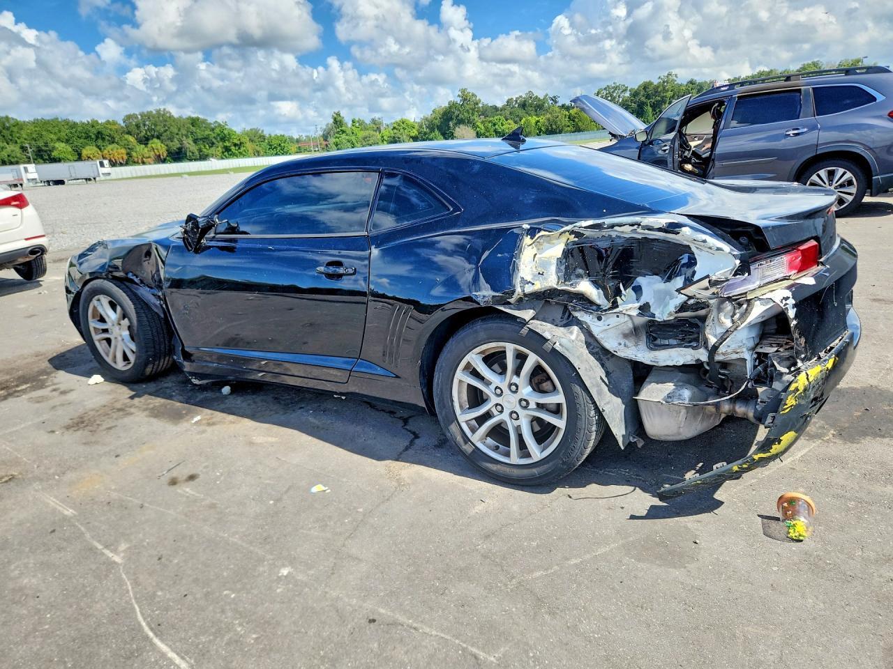 2015 Chevrolet Camaro Ls - zdjęcie 2