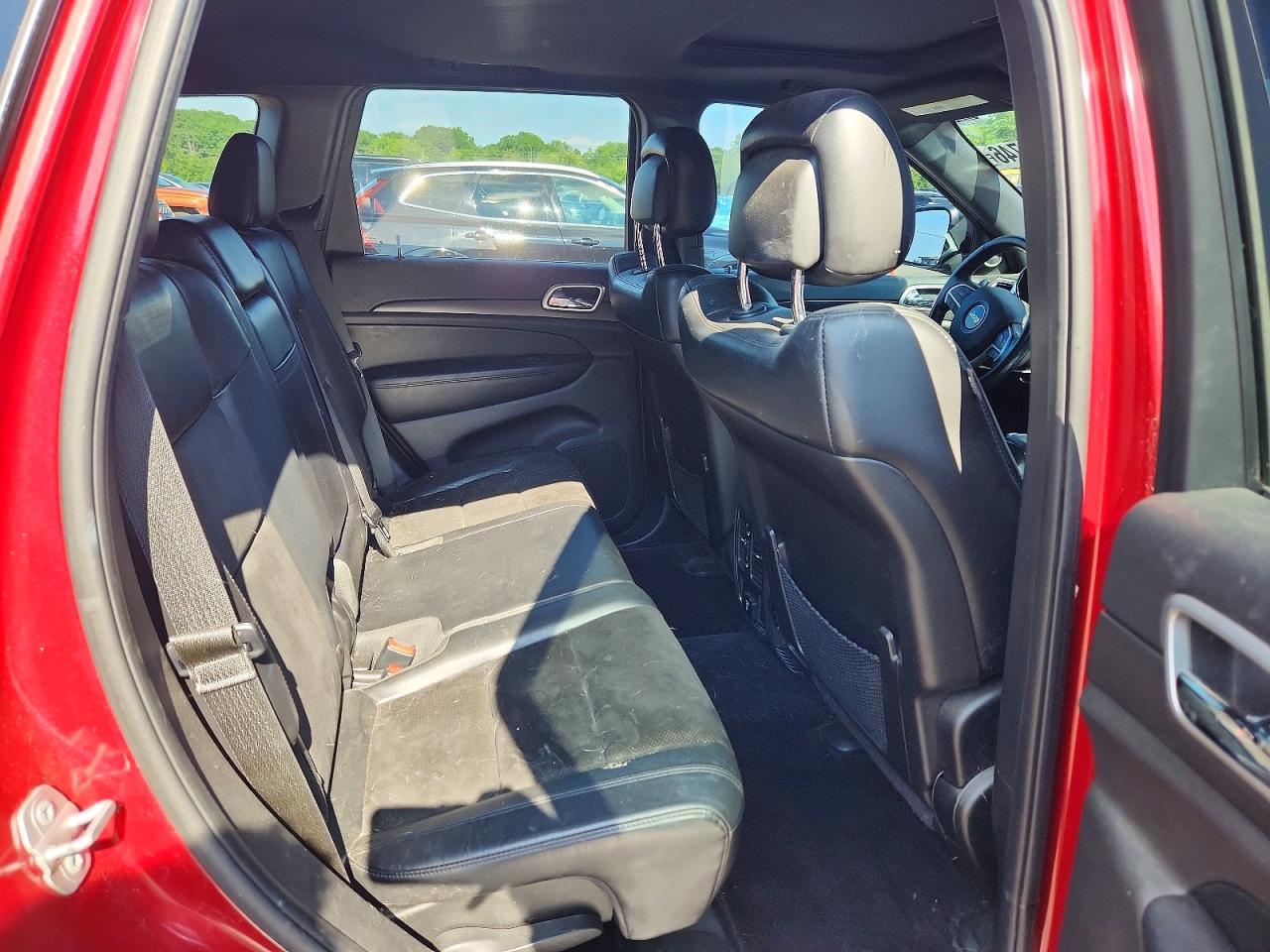 2015 Jeep Grand Cherokee Laredo - zdjęcie 10