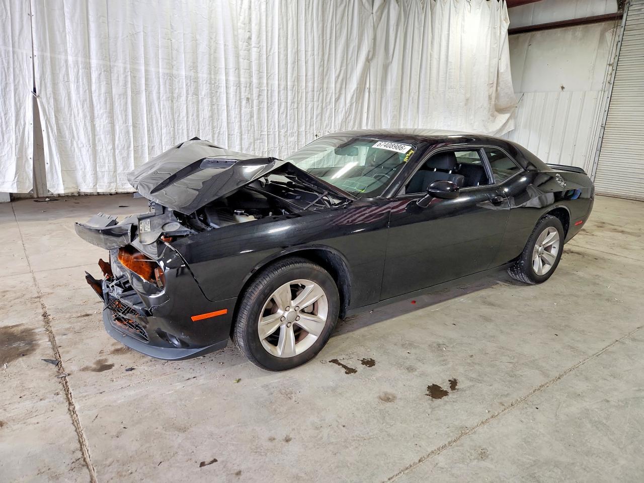 2023 Dodge Challenger Sxt - zdjęcie główne