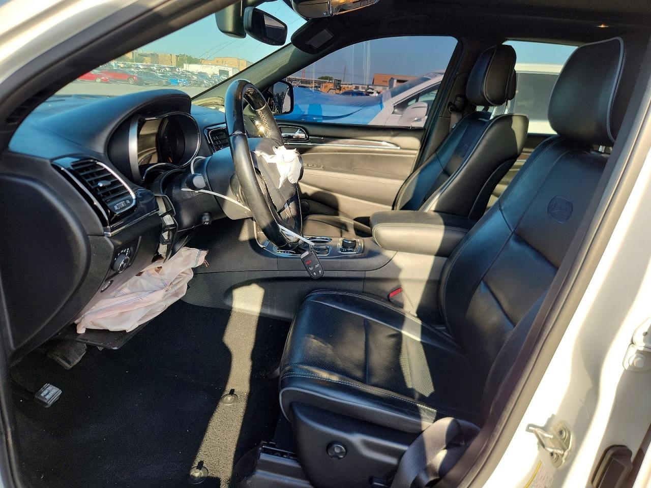 2020 Jeep Grand Cherokee Overland - zdjęcie 7