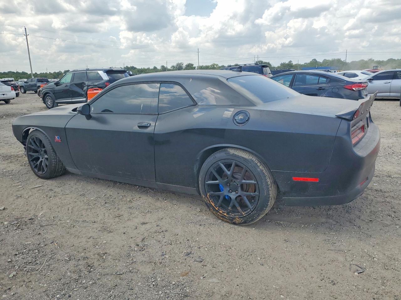 2016 Dodge Challenger R/T Scat Pack - zdjęcie 2
