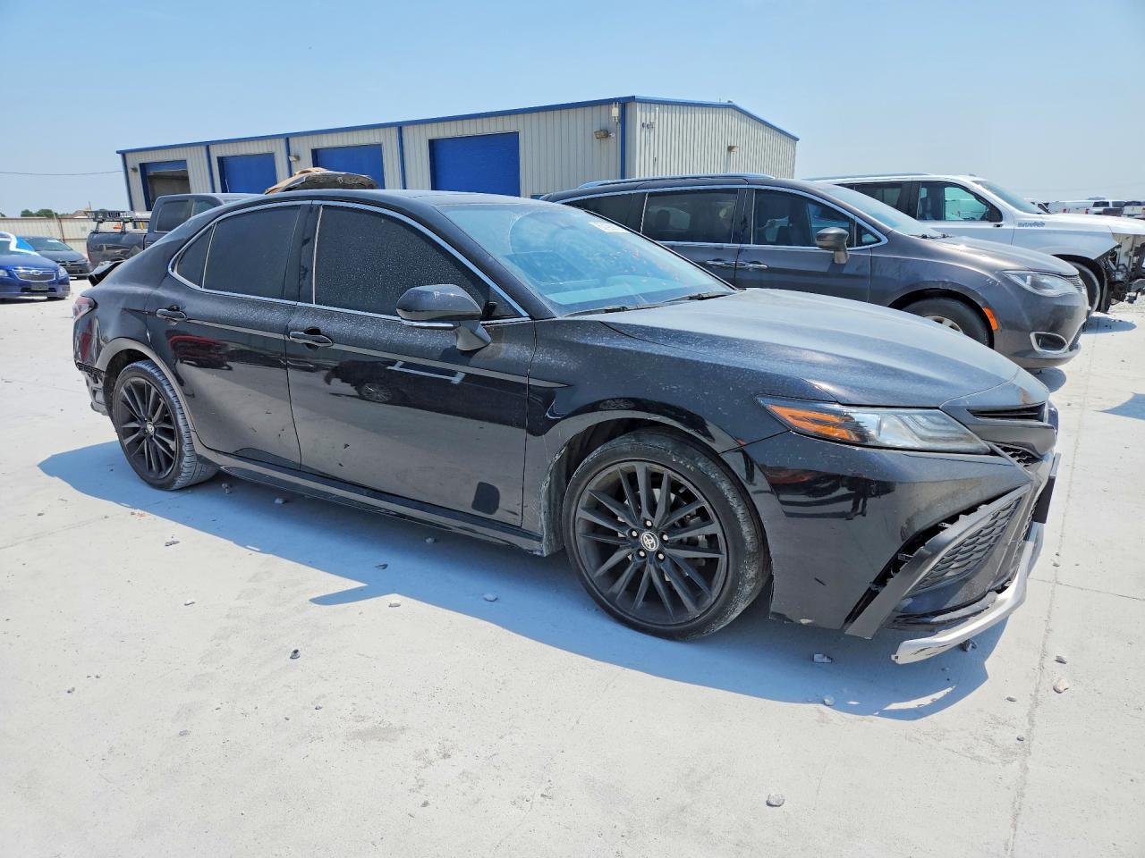 2022 Toyota Camry Xse - zdjęcie 4