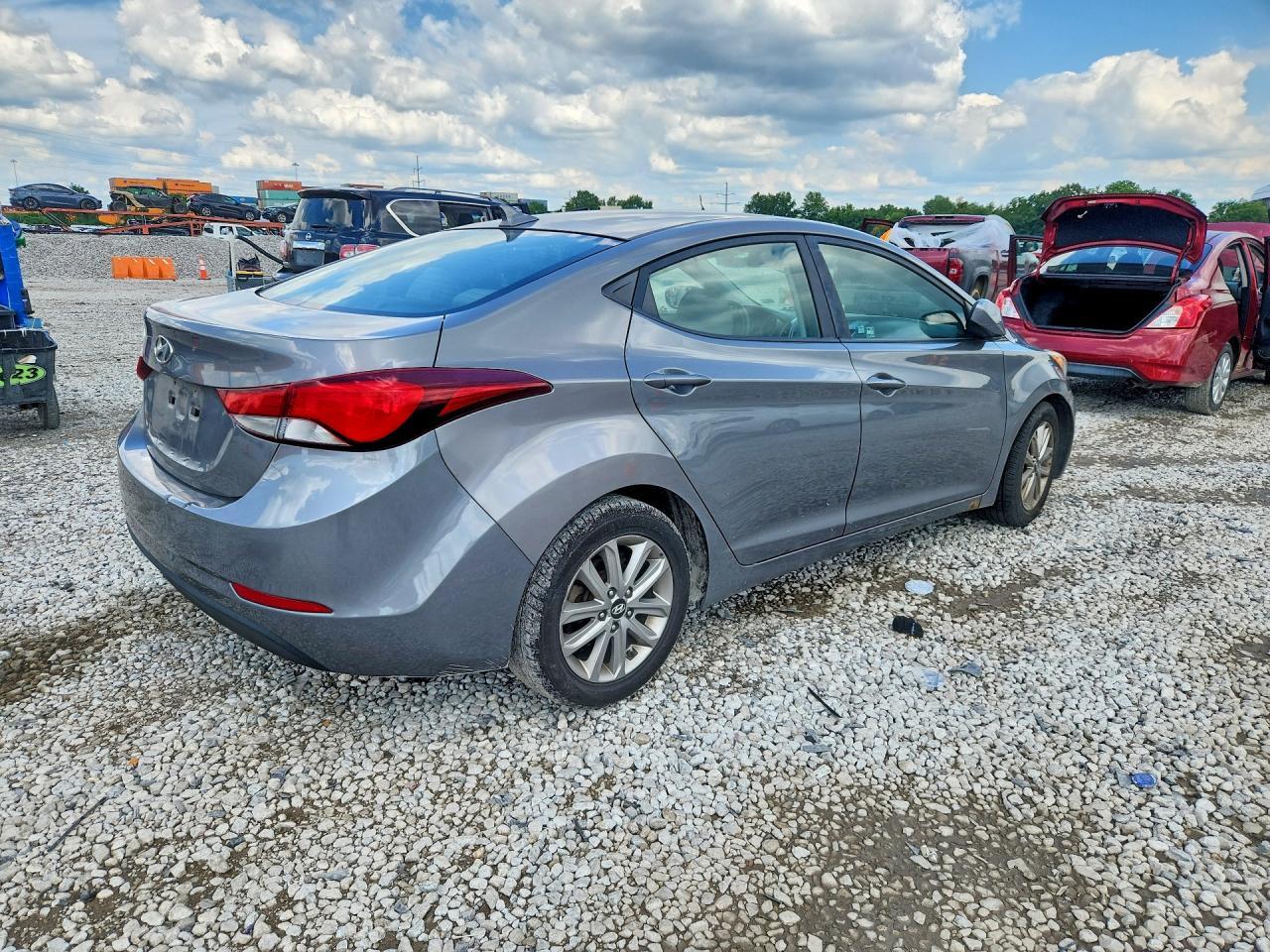 2014 Hyundai Elantra Se - zdjęcie 3