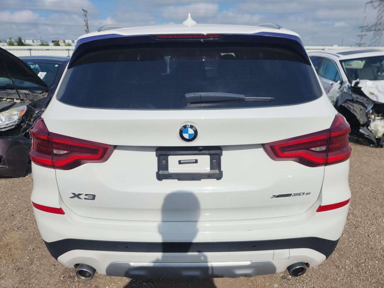 2021 BMW X3 xDrive30E - zdjęcie 6