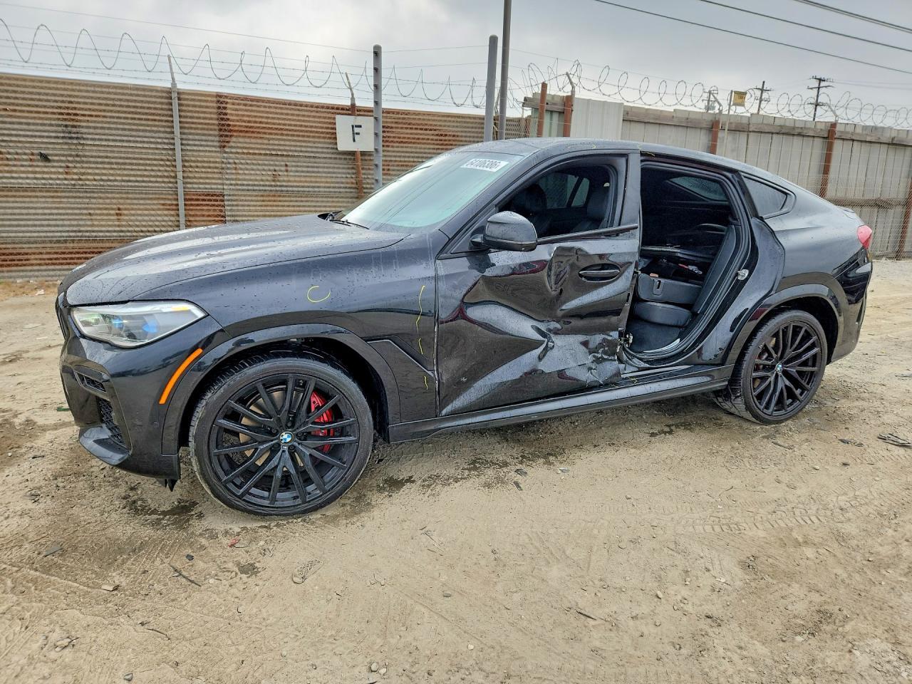 BMW X6 - zdjęcie 1