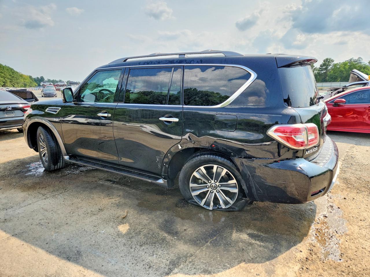 2017 Nissan Armada Sl - zdjęcie 2