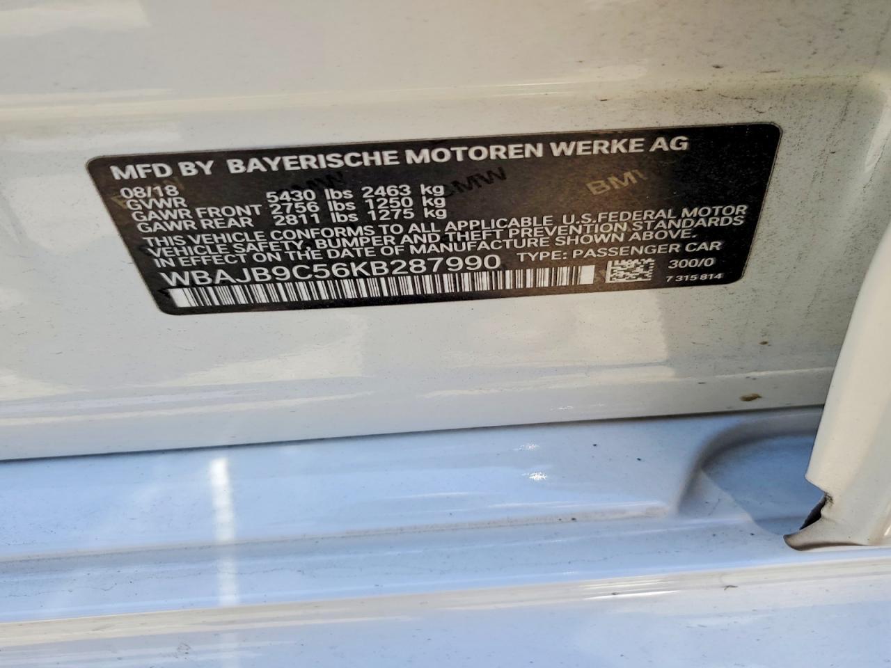 2019 BMW M550Xi - zdjęcie 12