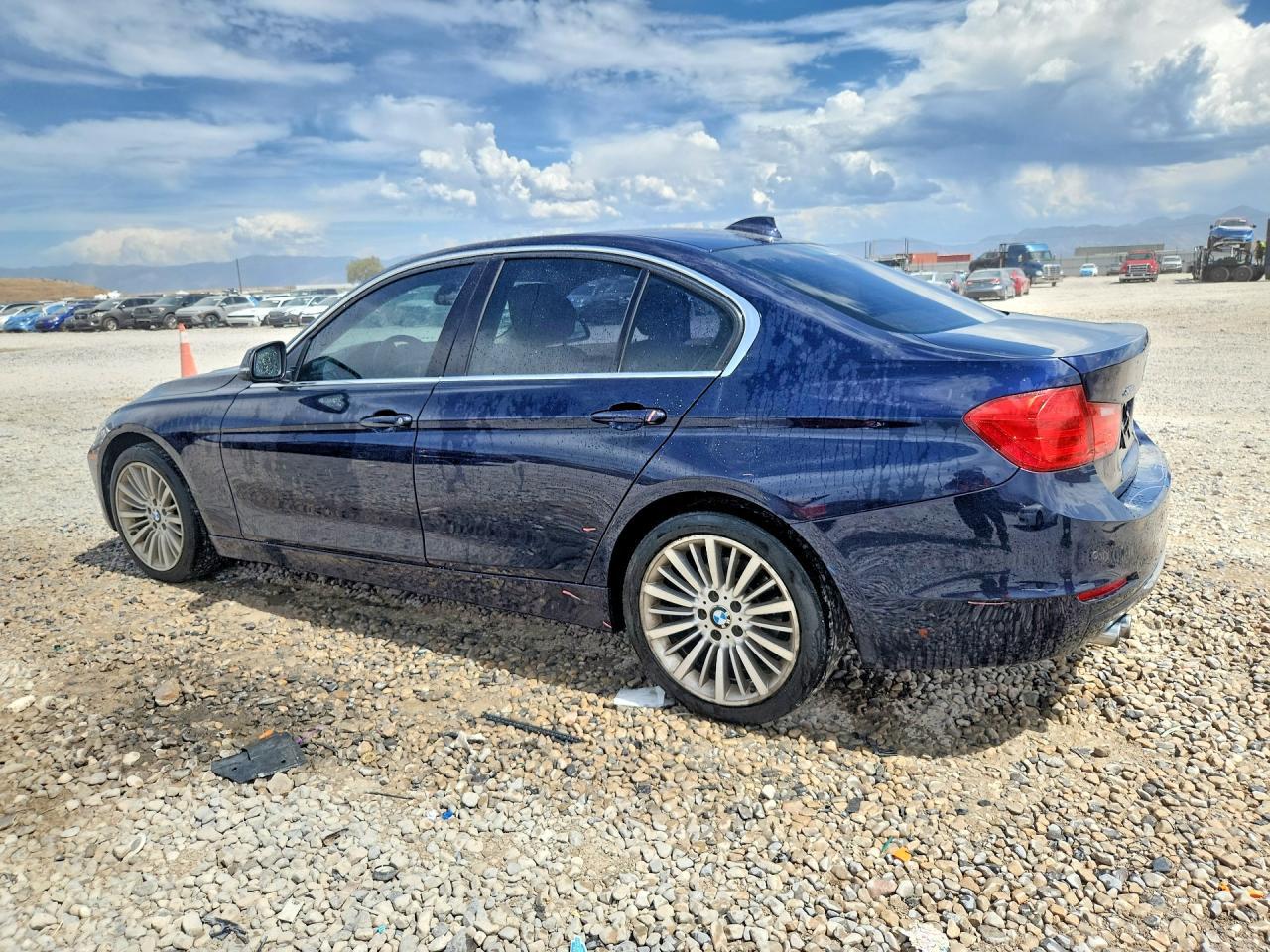 2014 BMW 328 Xi Sulev - zdjęcie 2