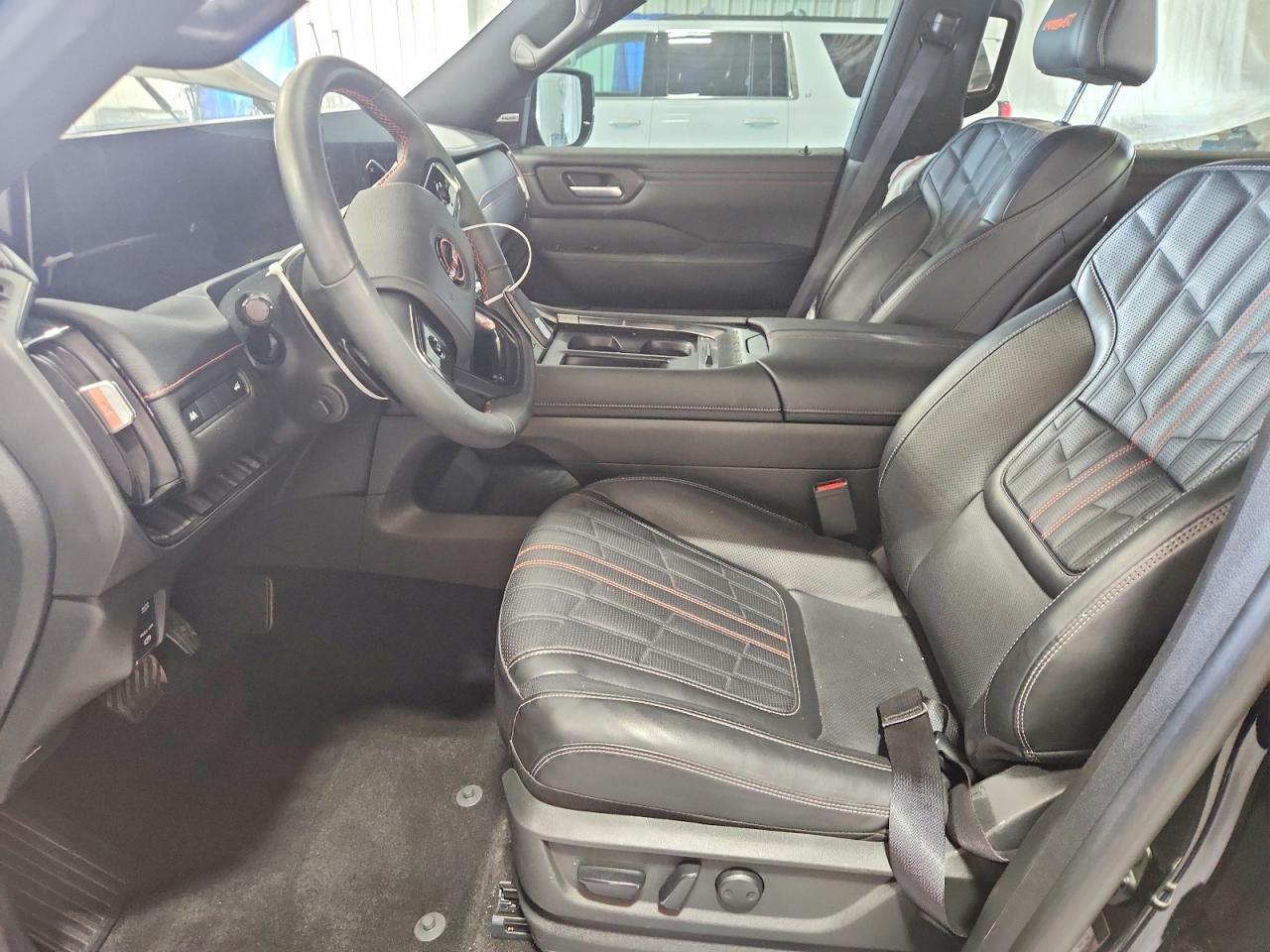 2025 Nissan Armada Pro-4X - zdjęcie 7