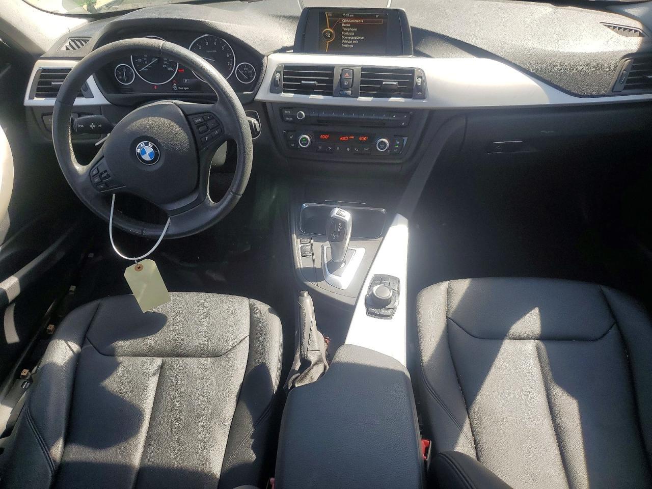 2014 BMW 320 I - zdjęcie 8
