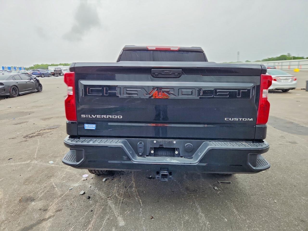 2026 Chevrolet Silverado K1500 Custom - zdjęcie 6