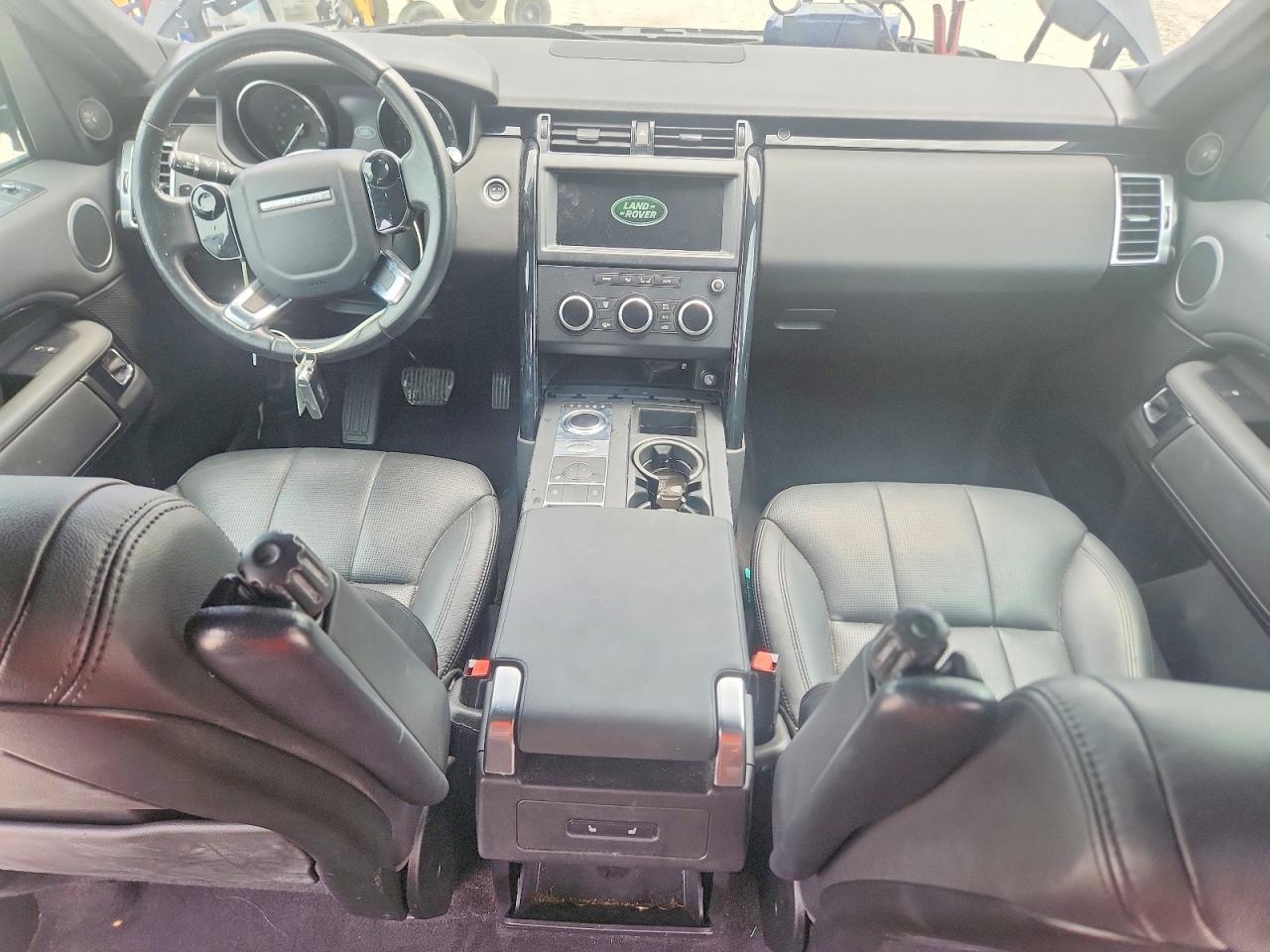 2020 Land Rover Discovery Se - zdjęcie 8