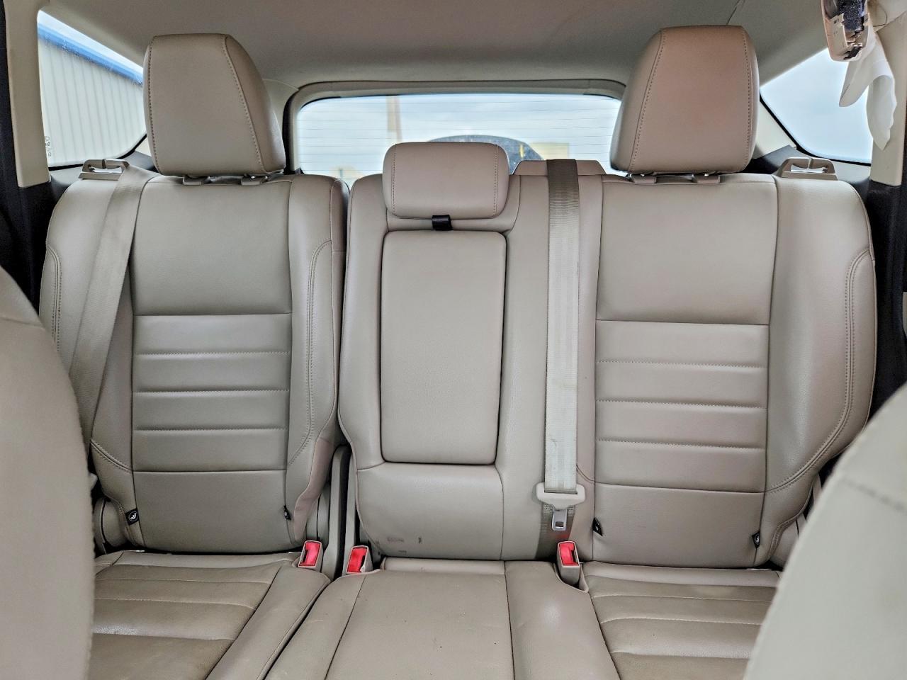 2014 Ford Escape Titanium - zdjęcie 10