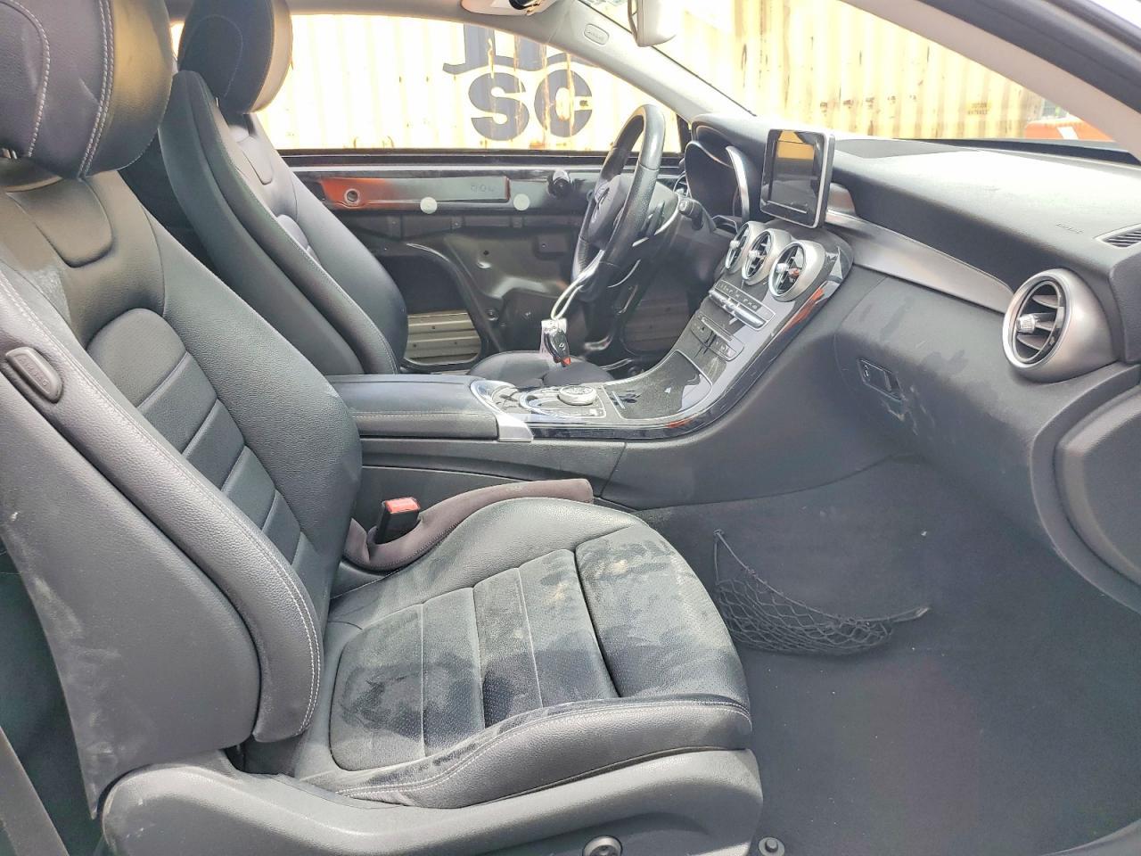 2017 Mercedes-Benz C 300 - zdjęcie 10