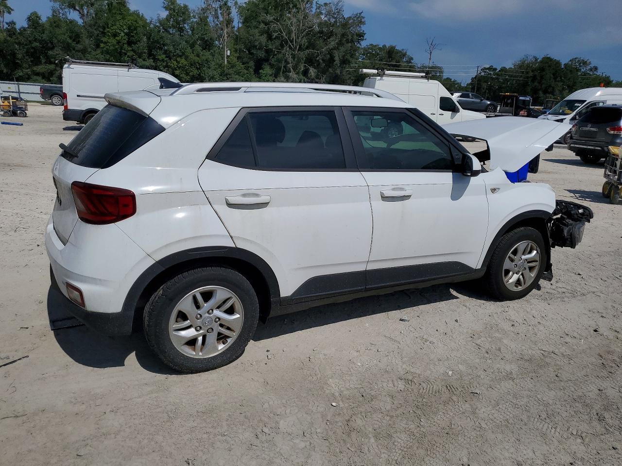 2020 Hyundai Venue Sel - zdjęcie 3