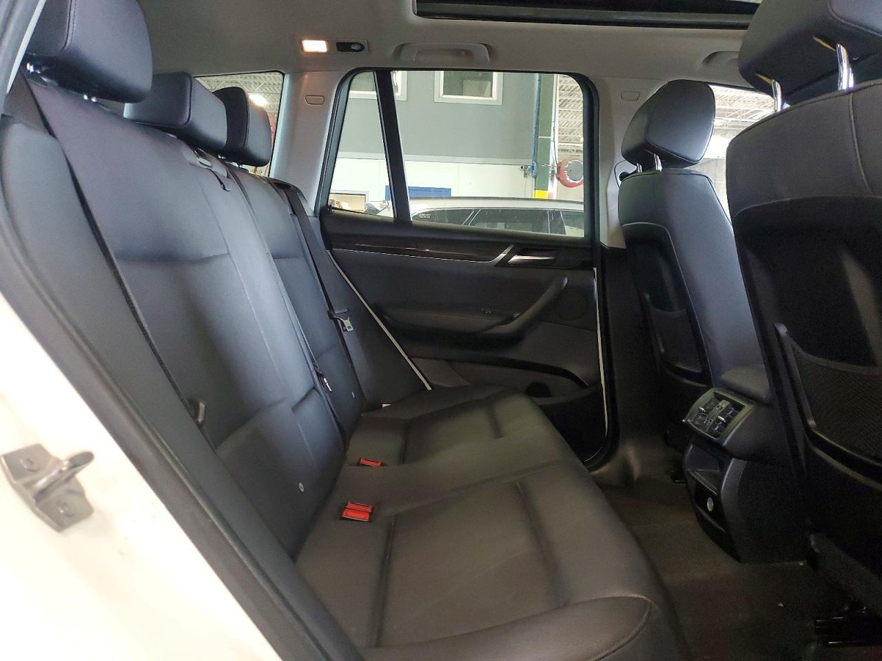 2016 BMW X3 xDrive28I - zdjęcie 11