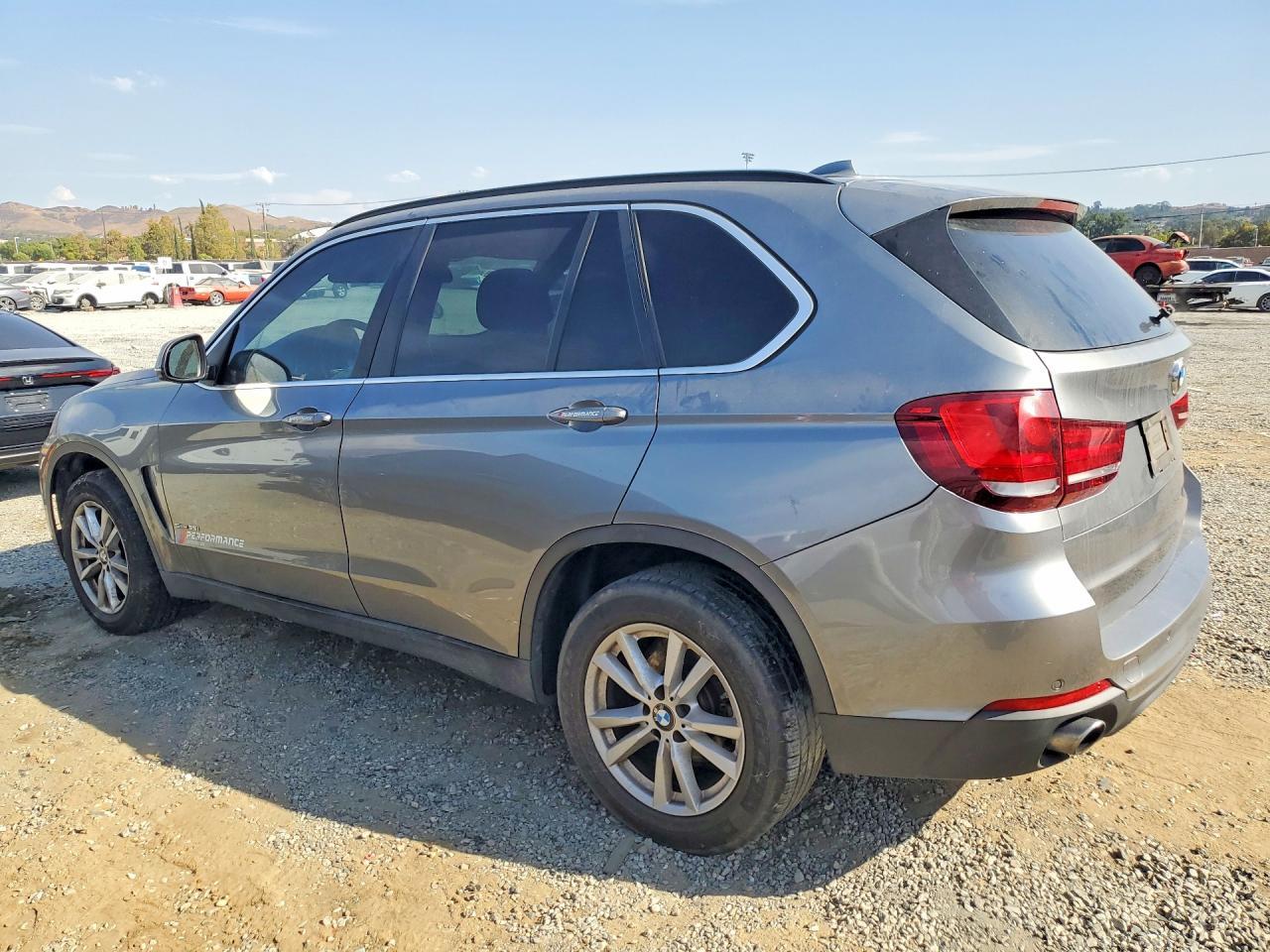 2014 BMW X5 Sdrive35I - zdjęcie 2