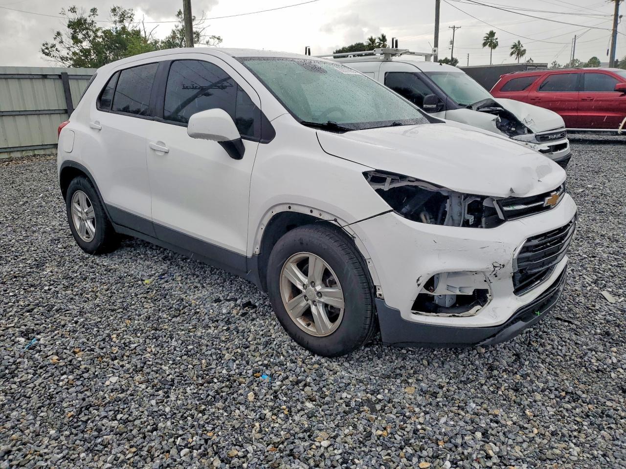 2020 Chevrolet Trax Ls - zdjęcie 4