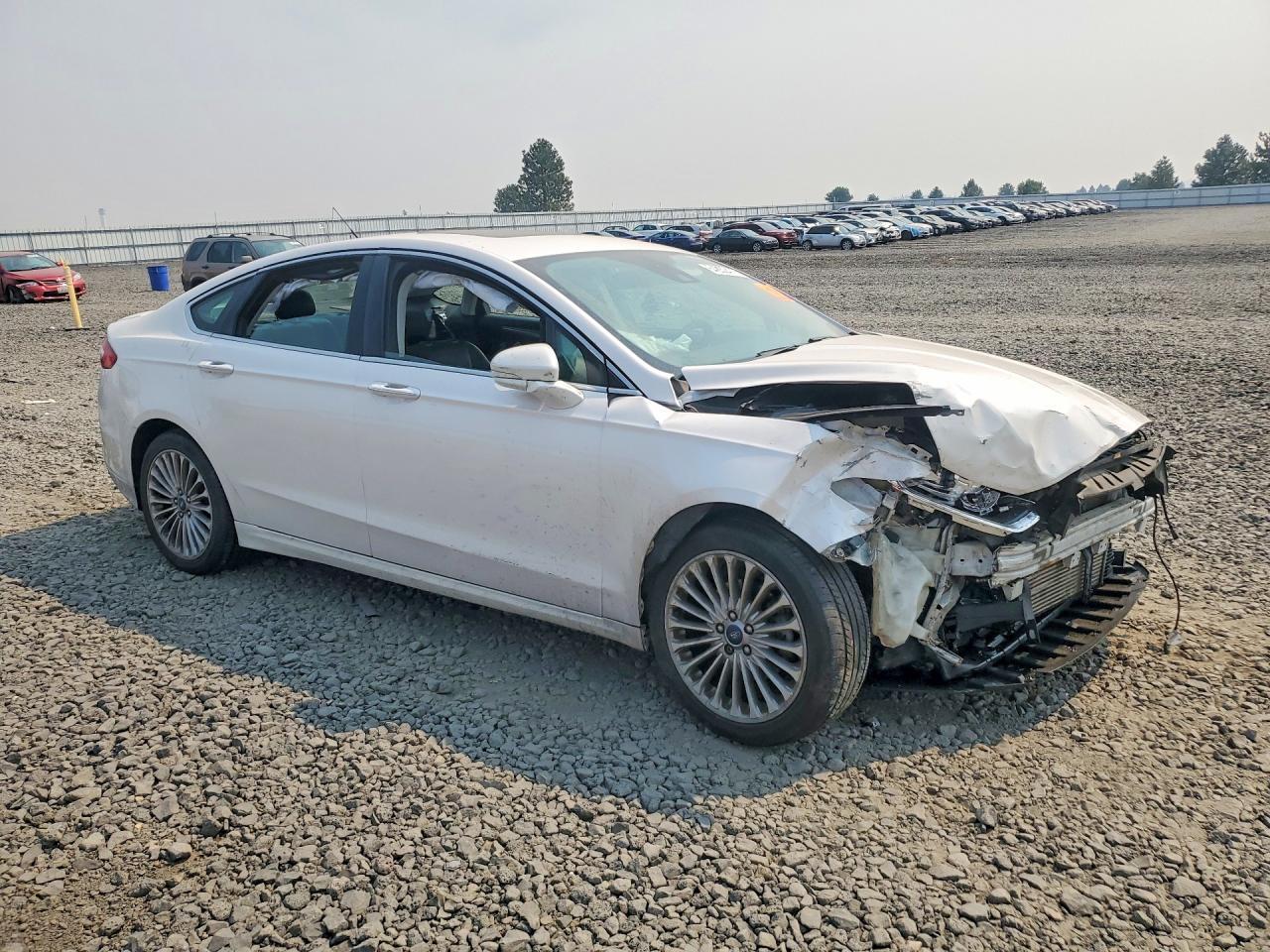 2014 Ford Fusion Titanium - zdjęcie 4