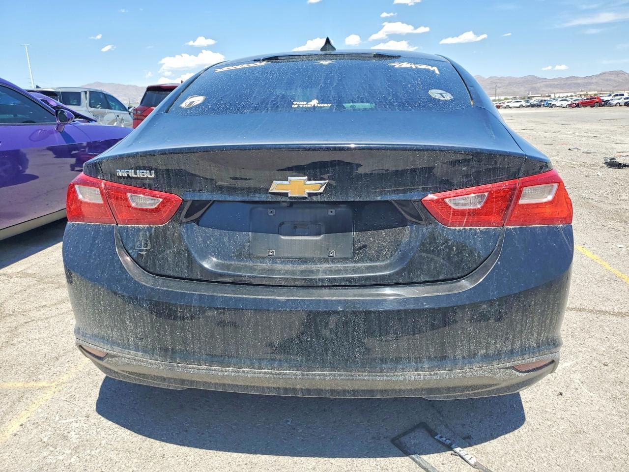 2018 Chevrolet Malibu Ls - zdjęcie 6