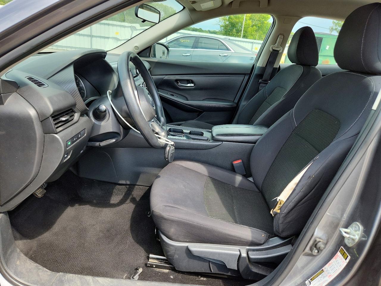2022 Nissan Sentra S - zdjęcie 7
