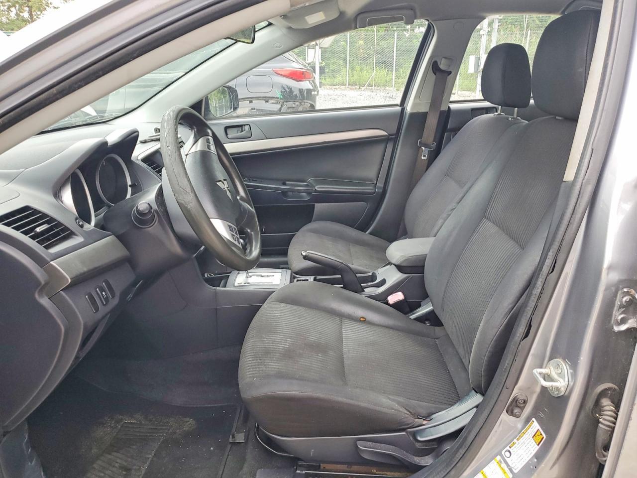 2015 Mitsubishi Lancer Es - zdjęcie 7