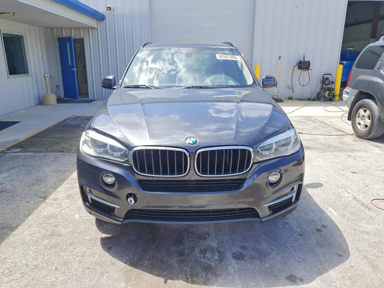 2014 BMW X5 xDrive35I - zdjęcie 5