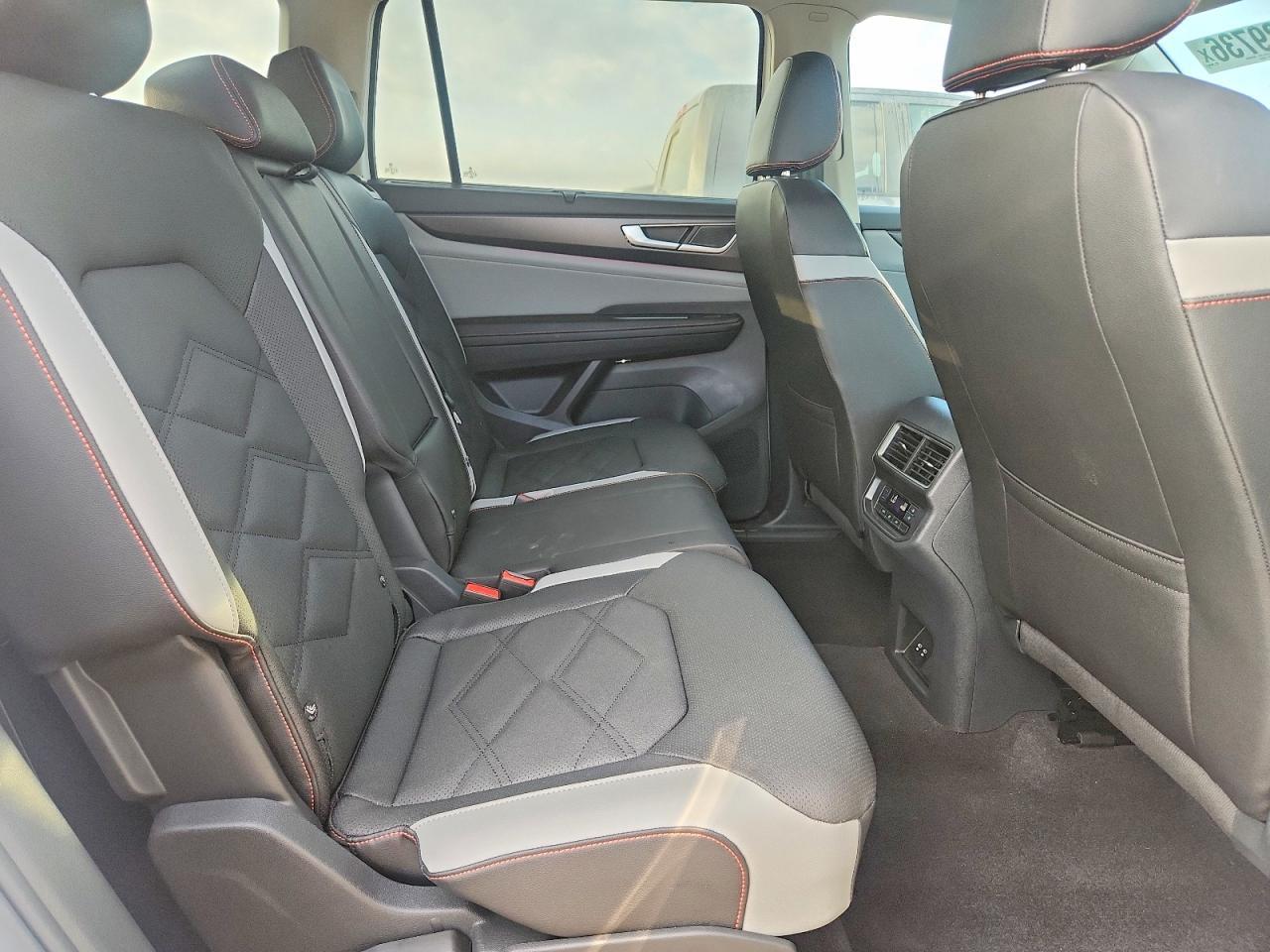 2026 Volkswagen Atlas Peak Edition Se - zdjęcie 11