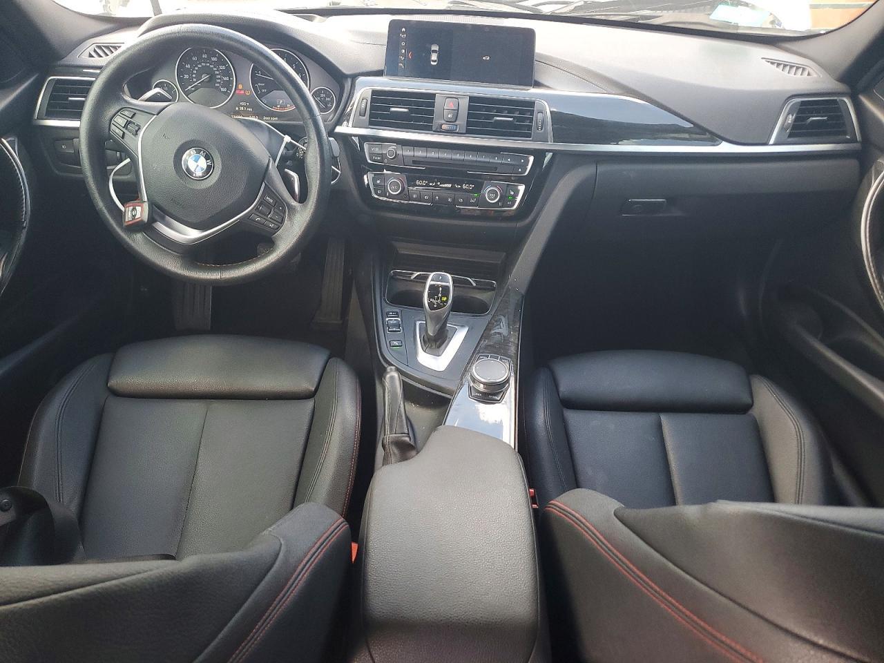 2018 BMW 330 I - zdjęcie 8