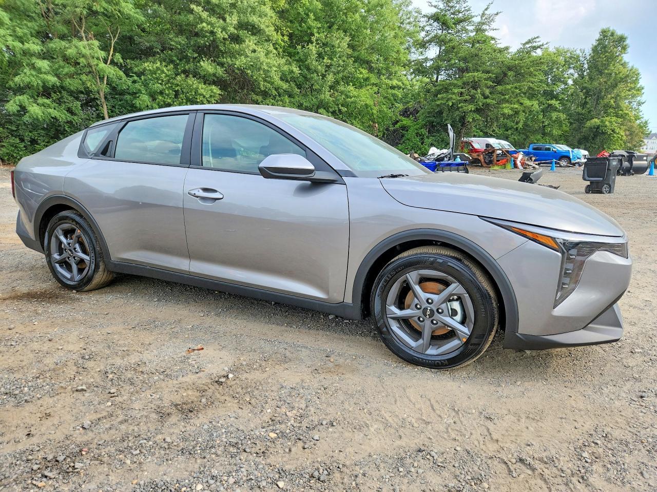 Kia K4 - zdjęcie 4
