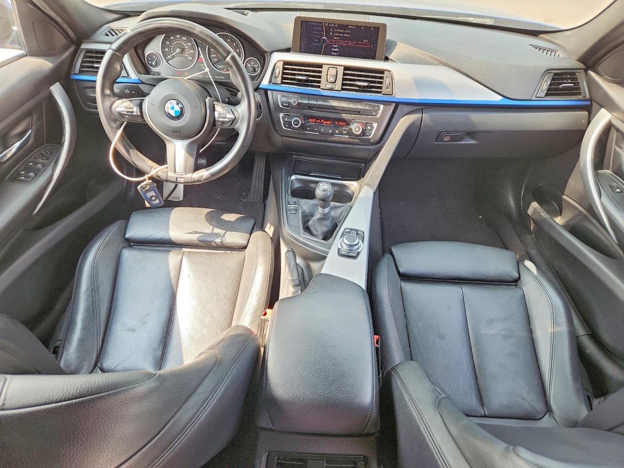 2013 BMW 328 I - zdjęcie 8