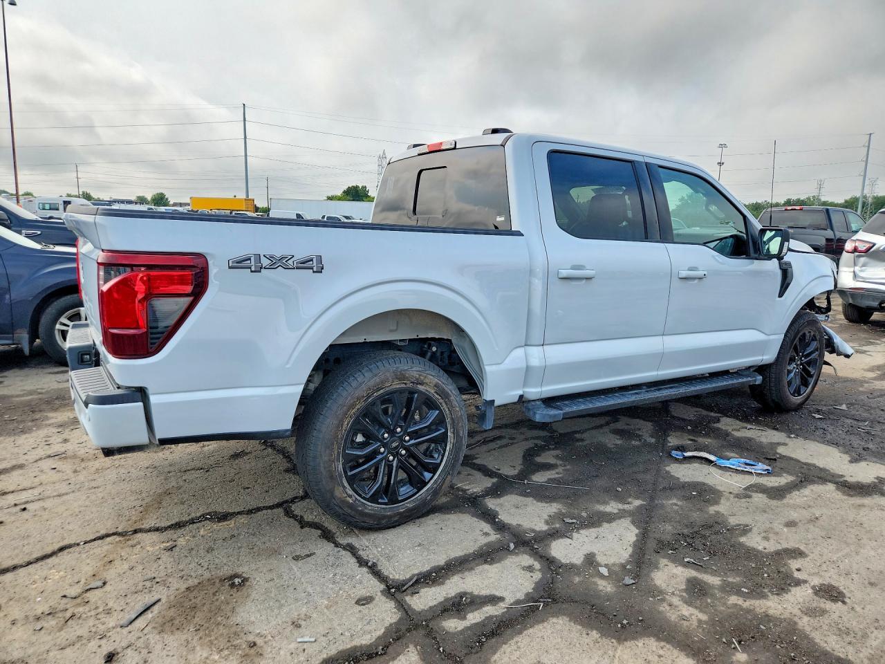 2025 Ford F150 Xlt - zdjęcie 3