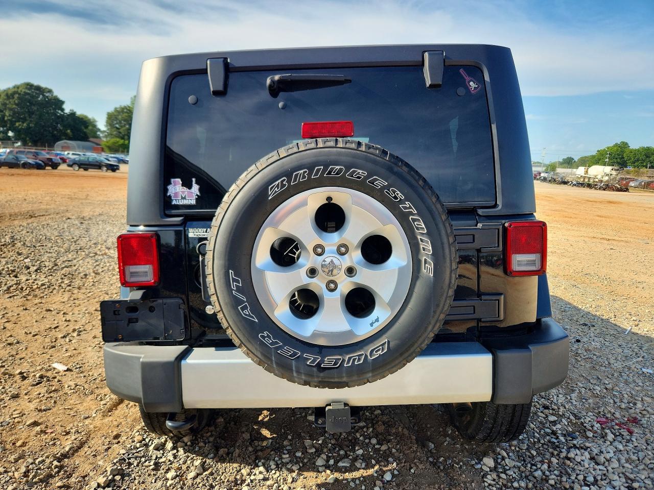 2015 Jeep Wrangler Sahara - zdjęcie 6